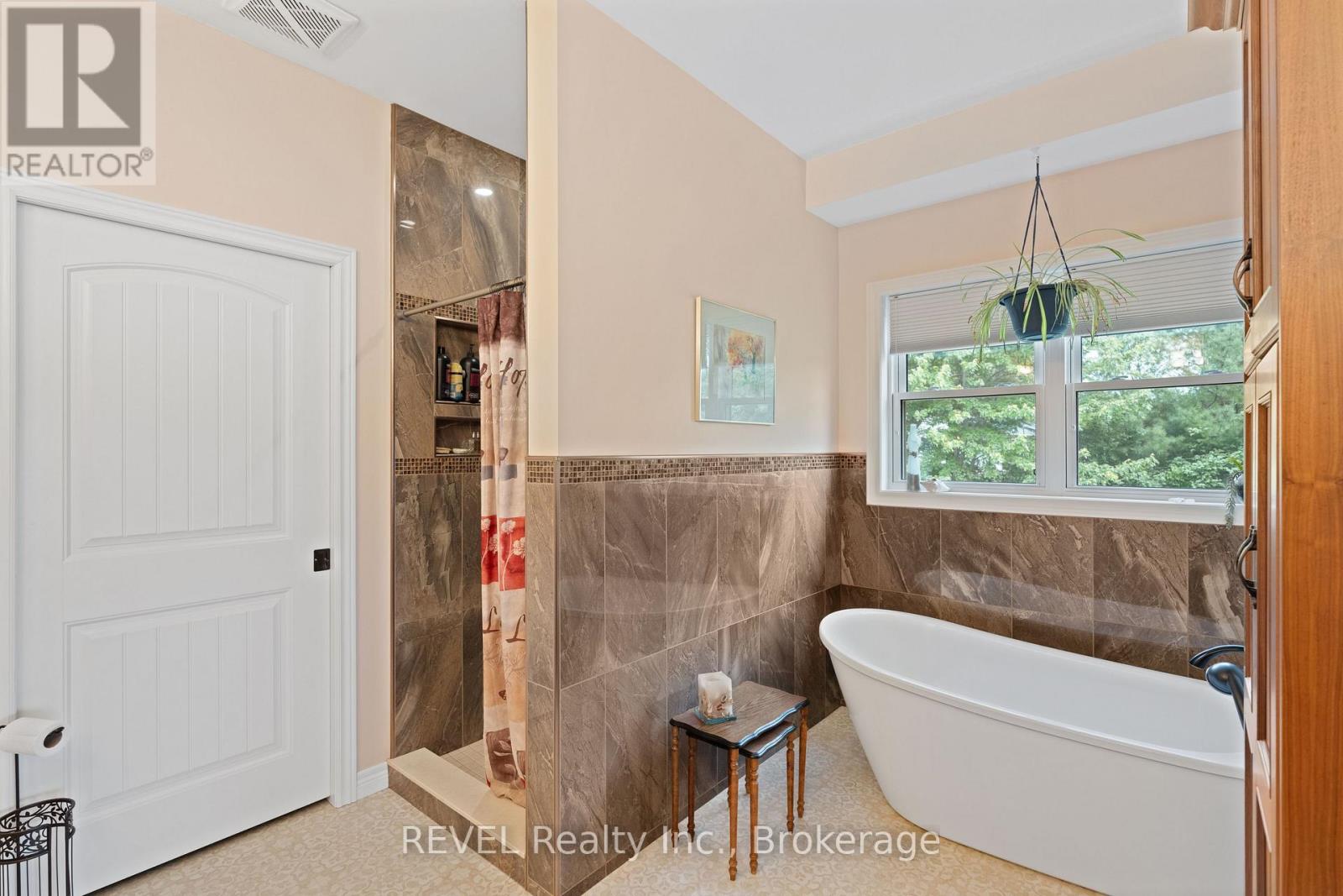 Photo 16 of 10149 Cement Road, Wainfleet ON