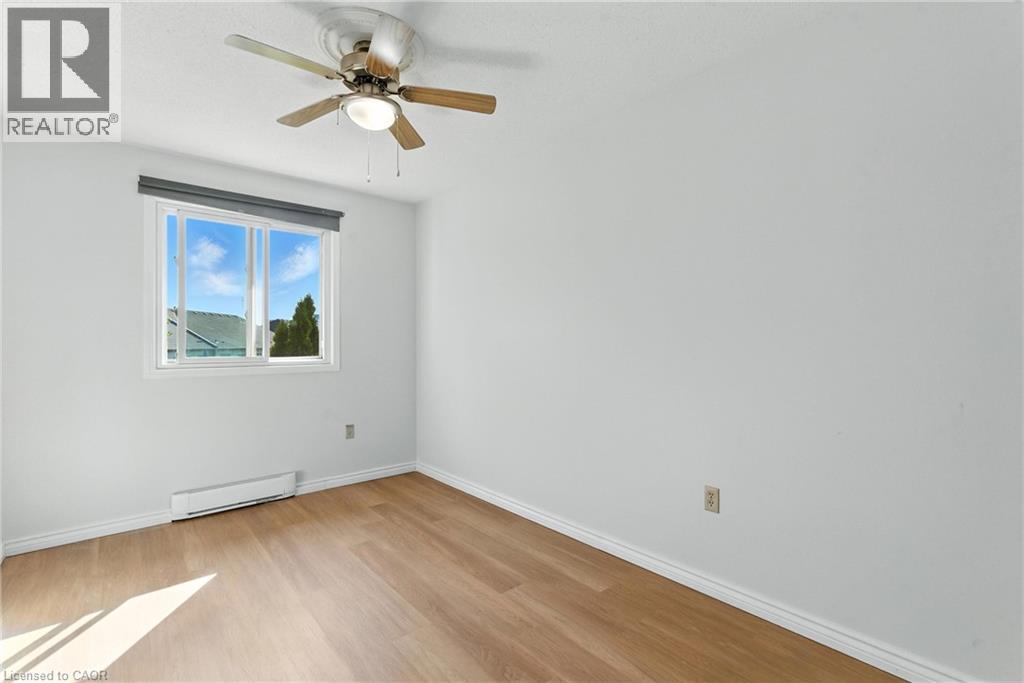 Photo 12 of 65 Dorchester Boulevard Unit 44, St Catharines ON