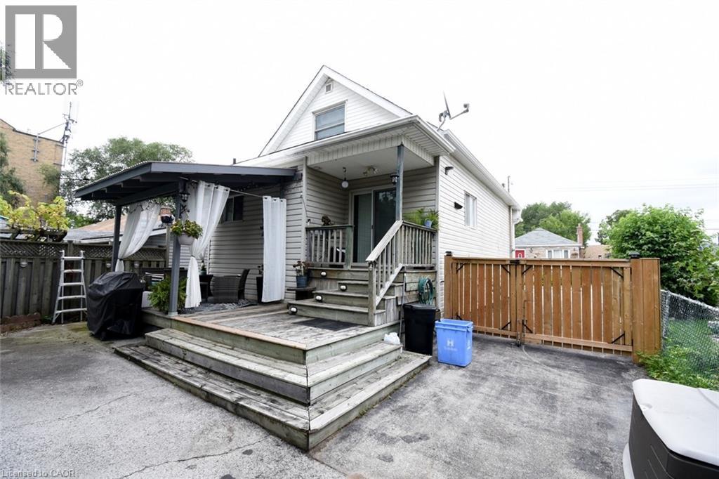 Photo 13 of 8 East 31st Street, Hamilton ON