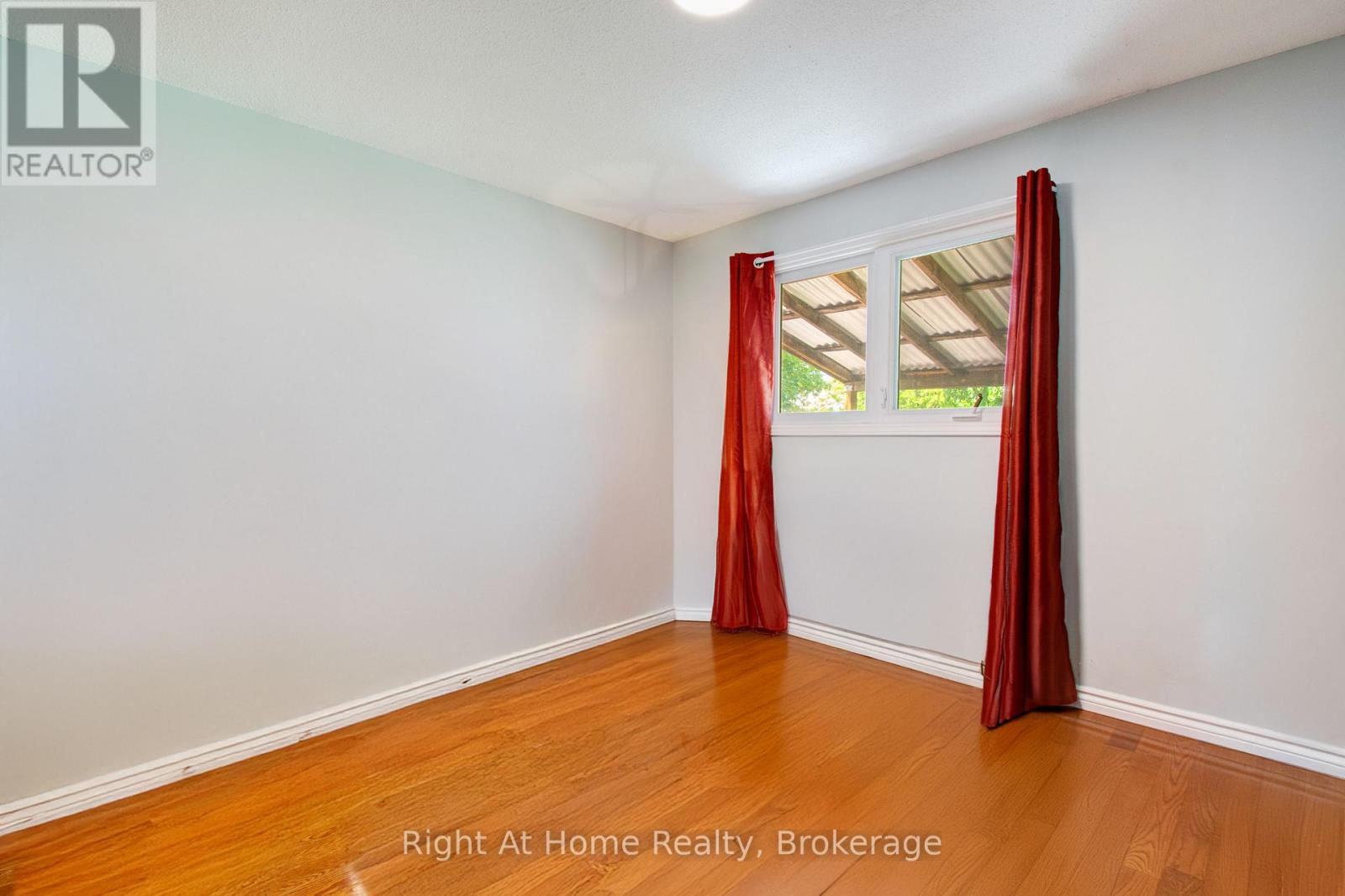 Photo 1 of 63 Martindale Crescent, Brampton ON