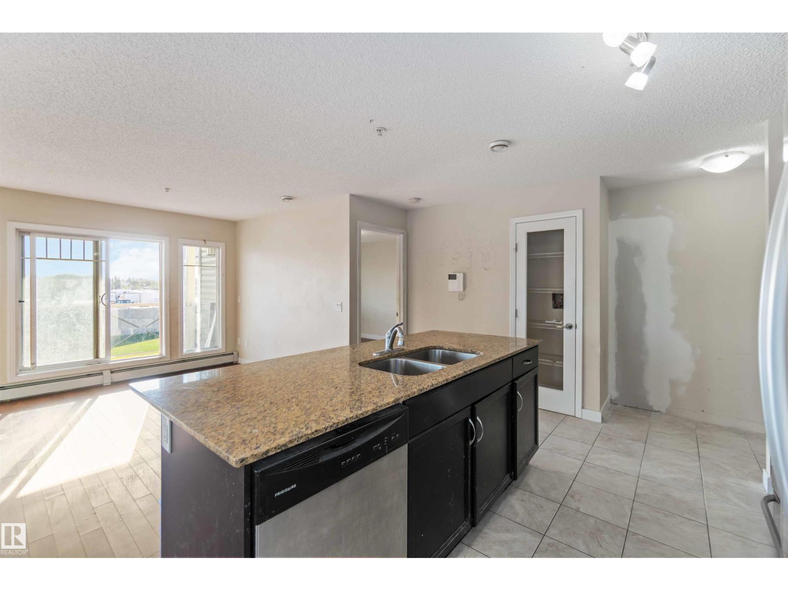 Photo 31 of 214 12660 142 Av Nw, Edmonton AB