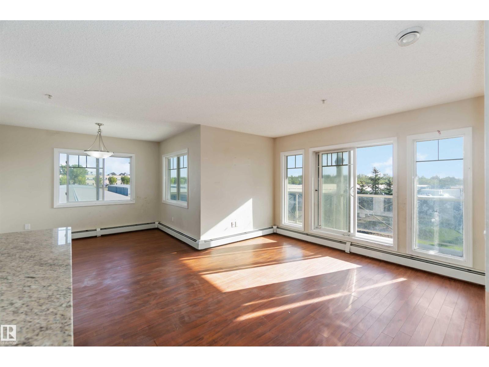 Photo 8 of 214 12660 142 Av Nw, Edmonton AB