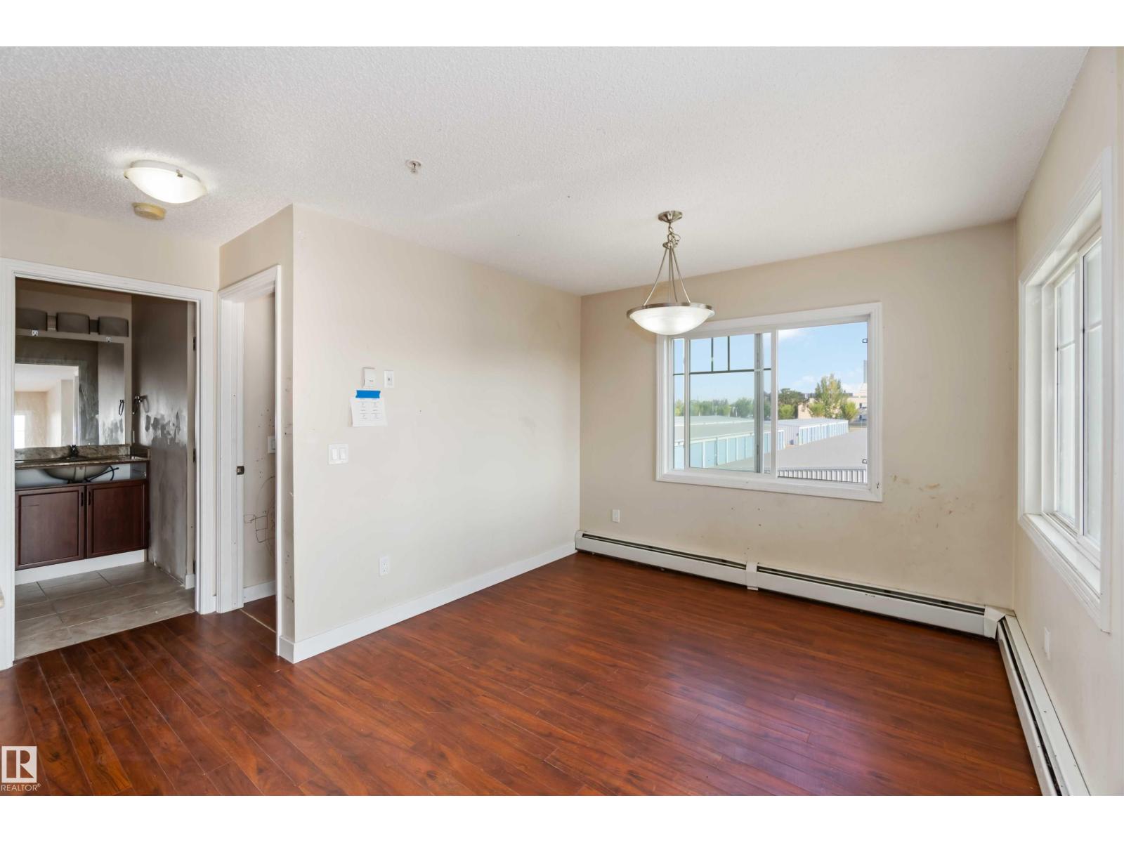 Photo 34 of 214 12660 142 Av Nw, Edmonton AB
