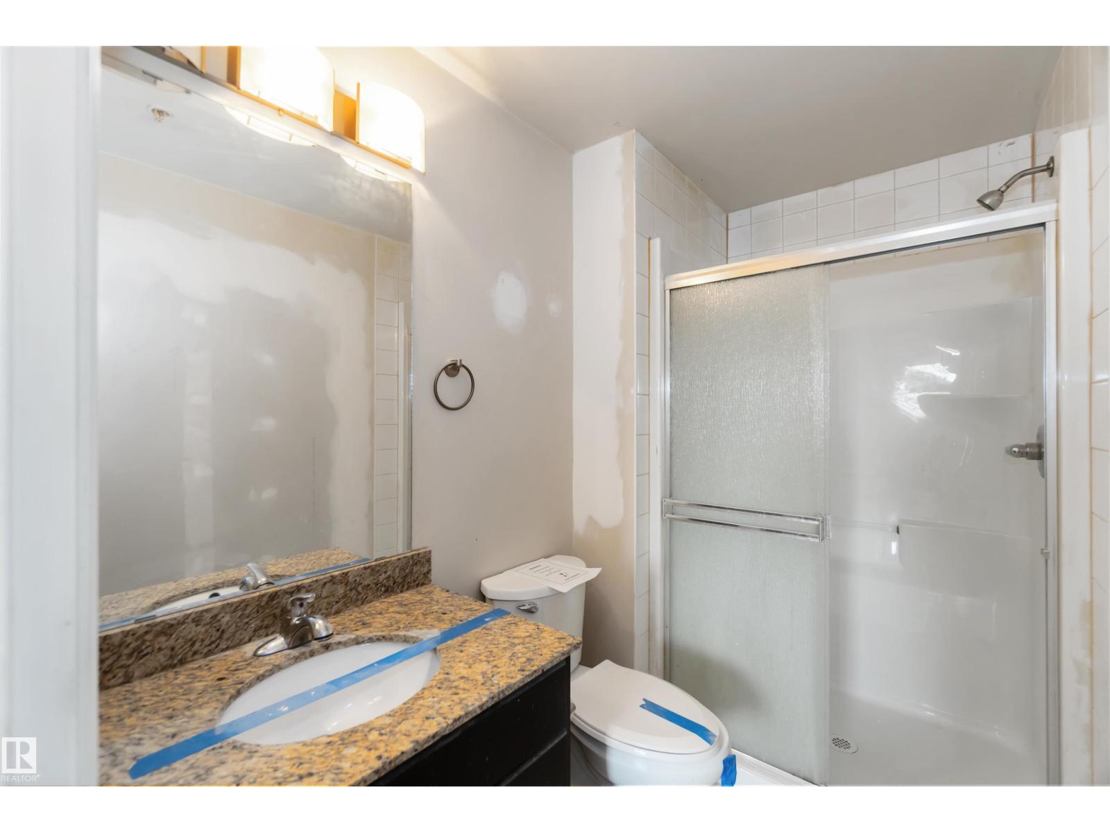 Photo 14 of 214 12660 142 Av Nw, Edmonton AB