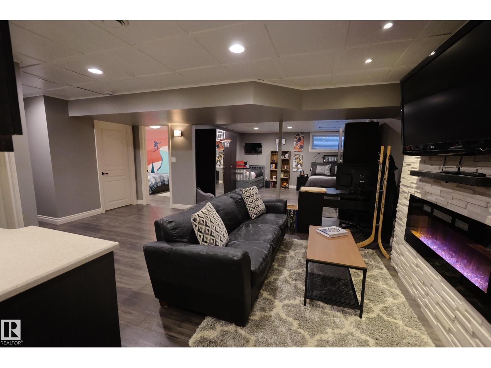 Photo 50 of 10310 96 St, Morinville AB