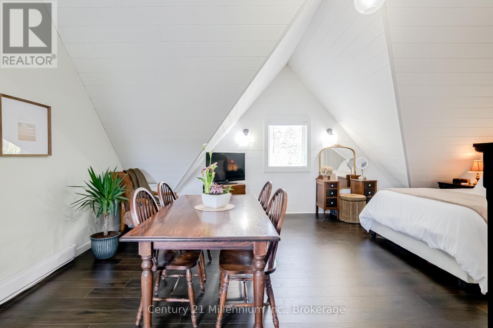 Photo 7 of 439 Birch Street, Collingwood ON