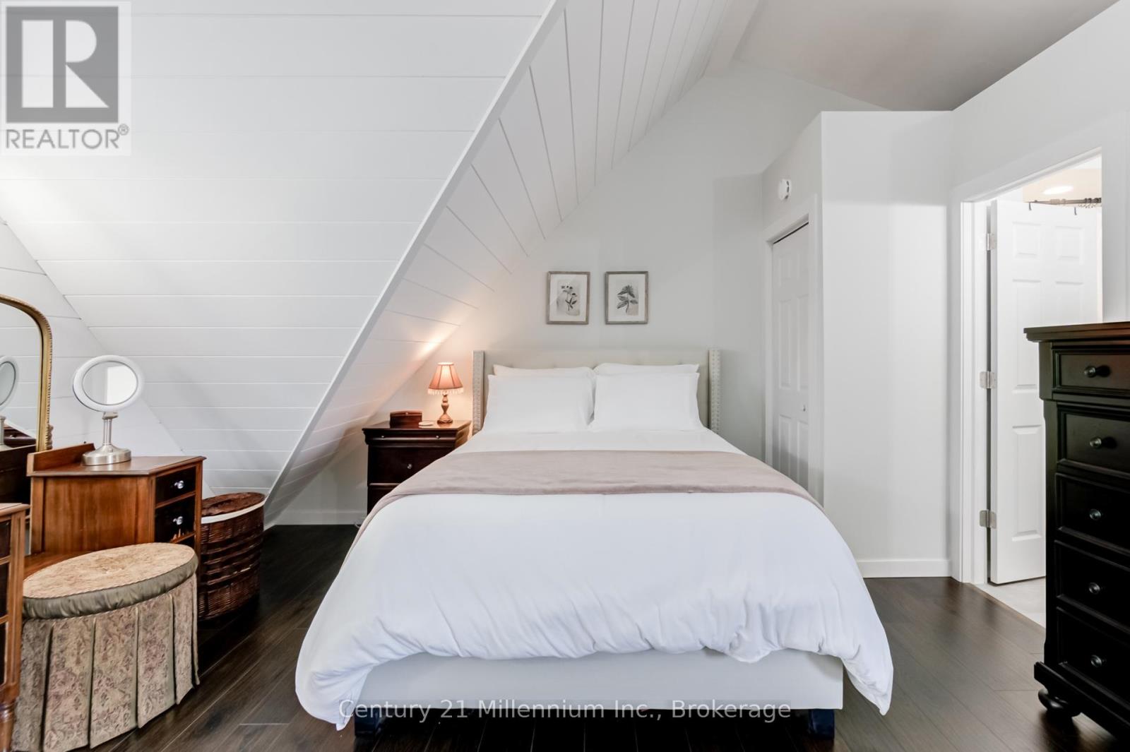 Photo 47 of 439 Birch Street, Collingwood ON