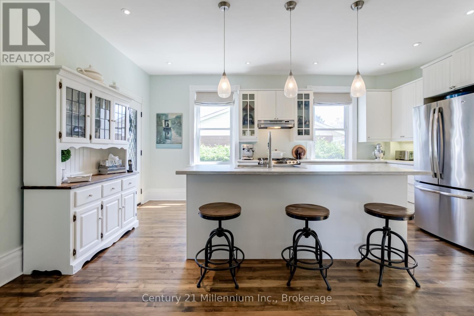 Photo 41 of 439 Birch Street, Collingwood ON