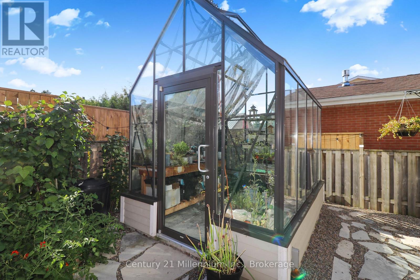 Photo 38 of 439 Birch Street, Collingwood ON