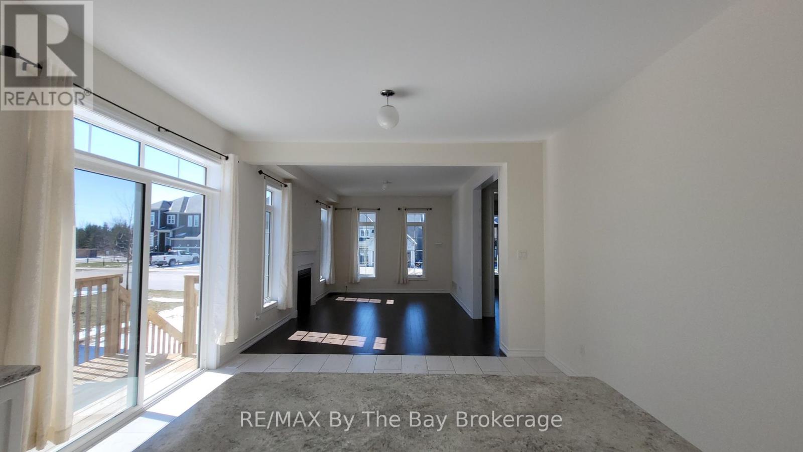 Photo 21 of 218 Roy Drive, Clearview ON