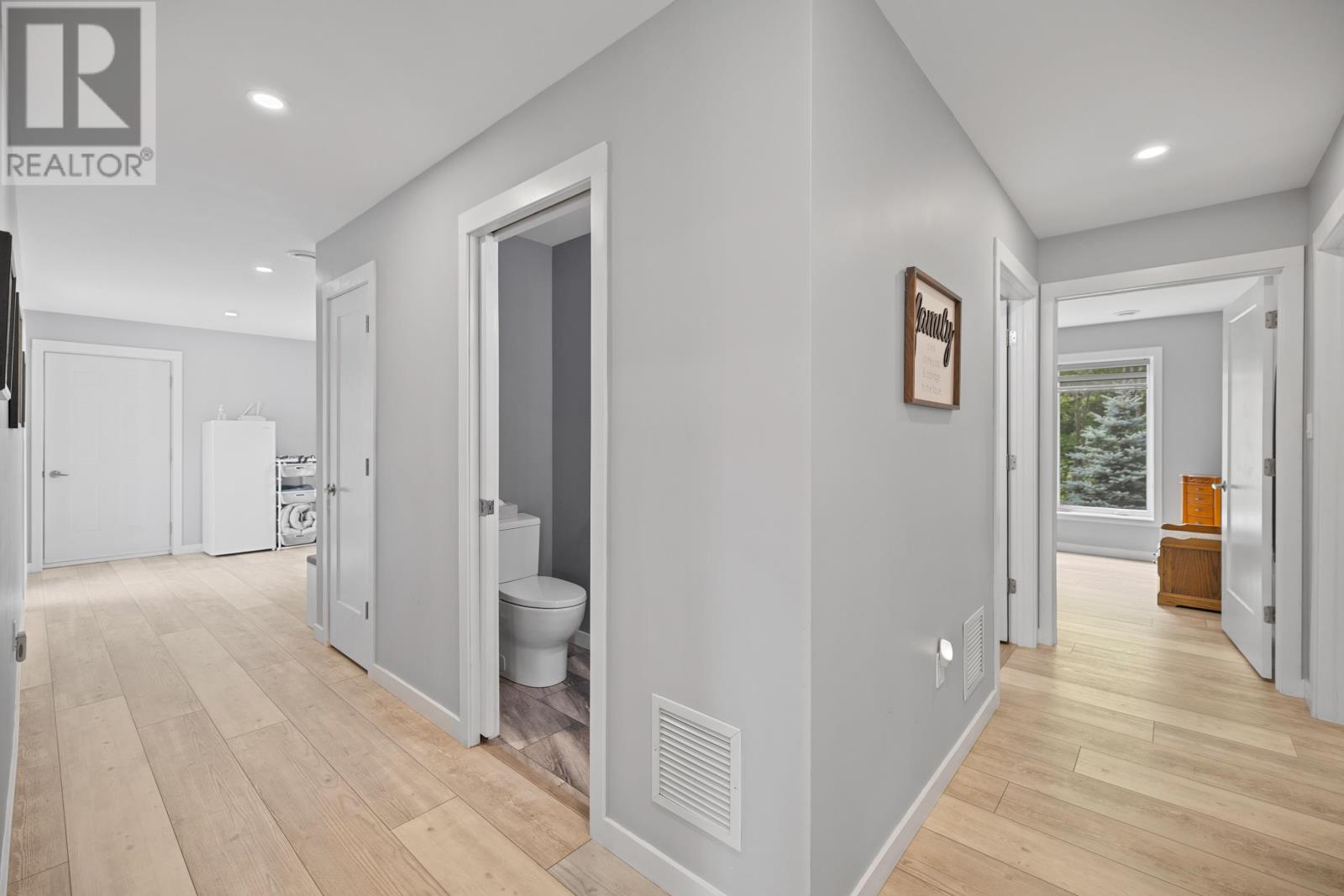 19 Wight Birch Crescent — photo 10