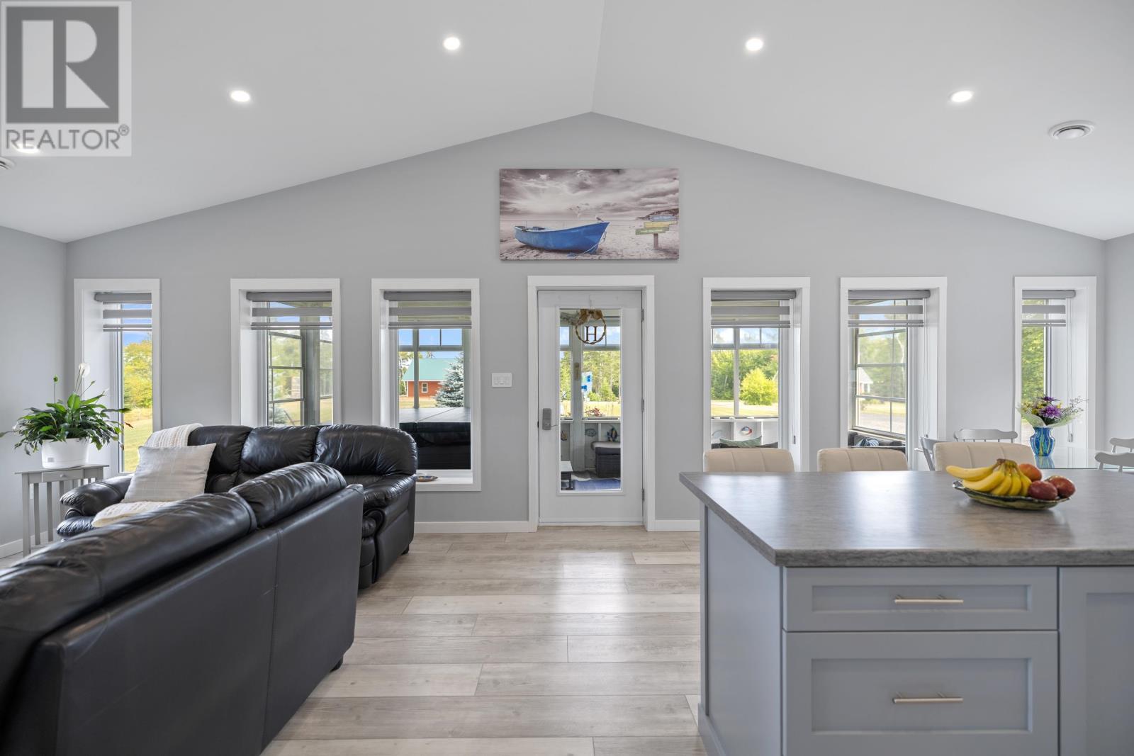 19 Wight Birch Crescent — photo 12