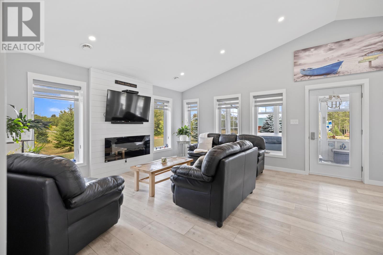 19 Wight Birch Crescent — photo 19