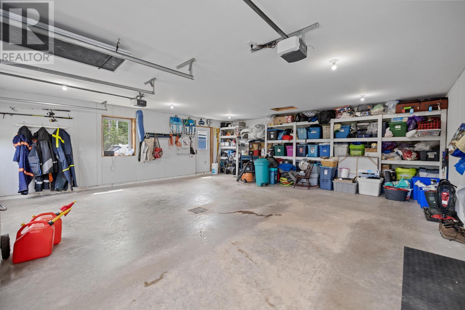 19 Wight Birch Crescent — photo 35