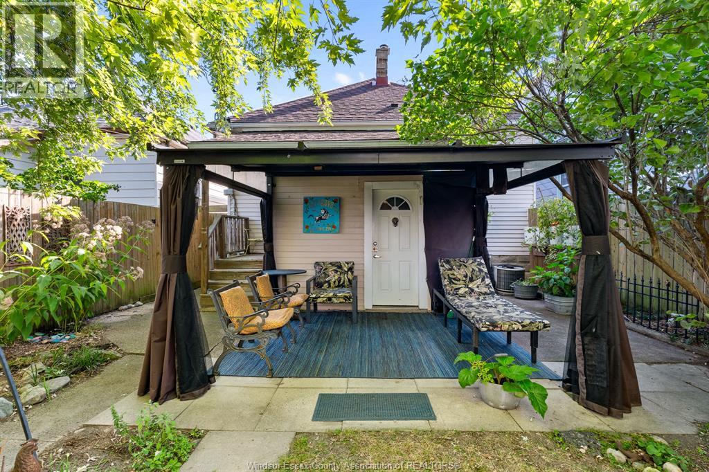 Photo 25 of 1045 Gladstone Avenue, Windsor ON
