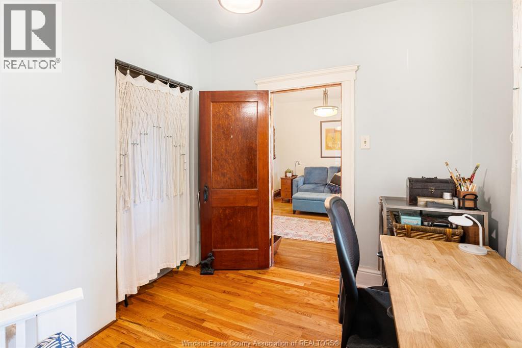 Photo 16 of 1045 Gladstone Avenue, Windsor ON