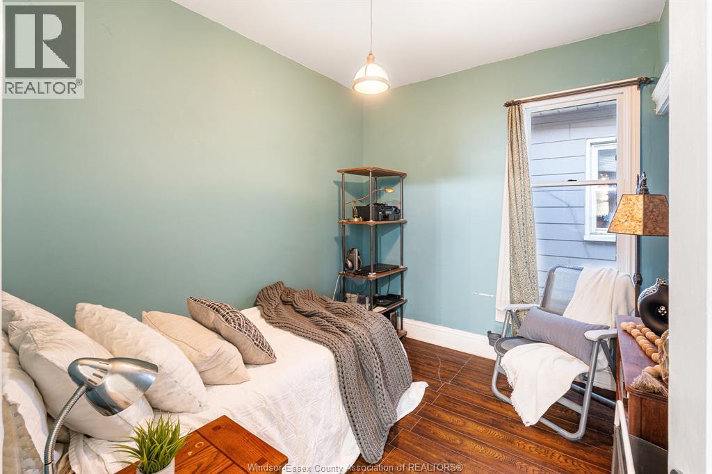 Photo 19 of 1045 Gladstone Avenue, Windsor ON