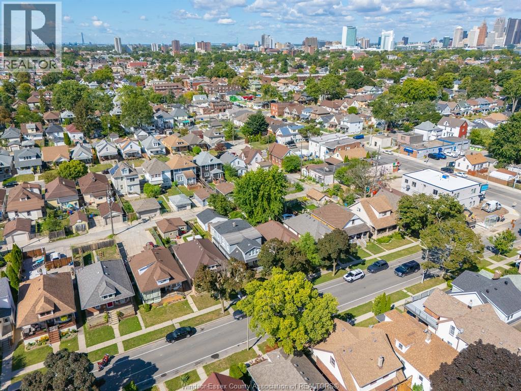 Photo 38 of 1045 Gladstone Avenue, Windsor ON