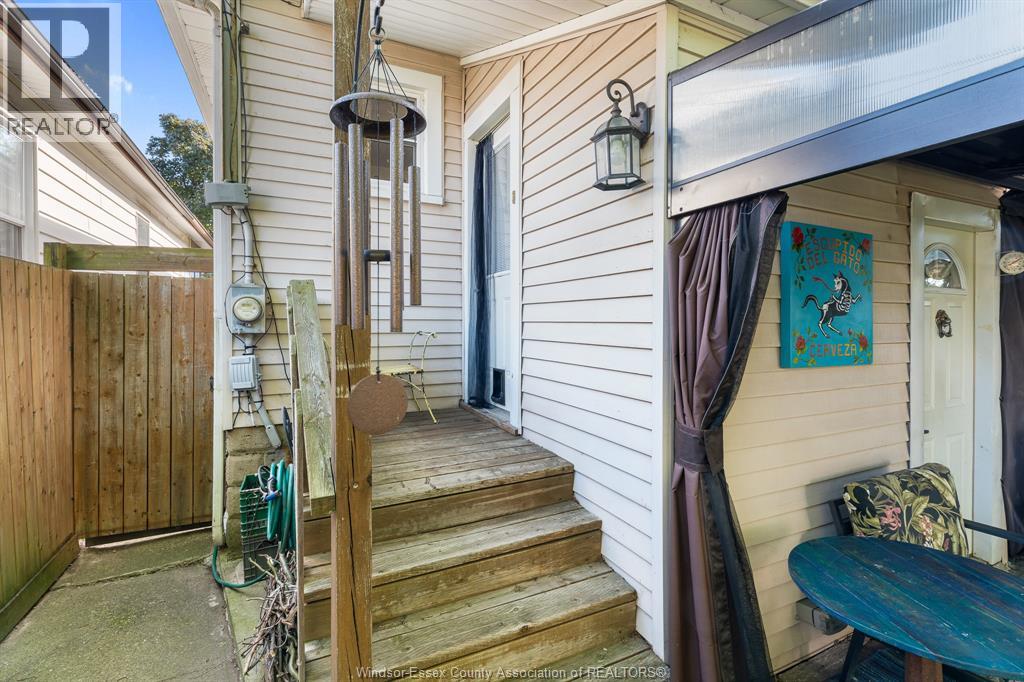 Photo 29 of 1045 Gladstone Avenue, Windsor ON