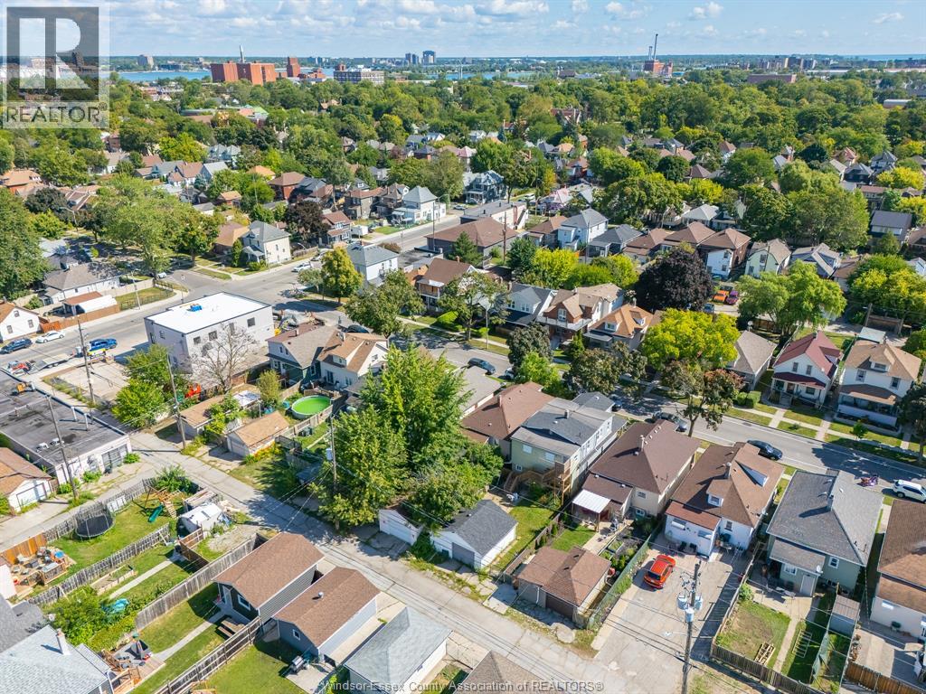 Photo 39 of 1045 Gladstone Avenue, Windsor ON
