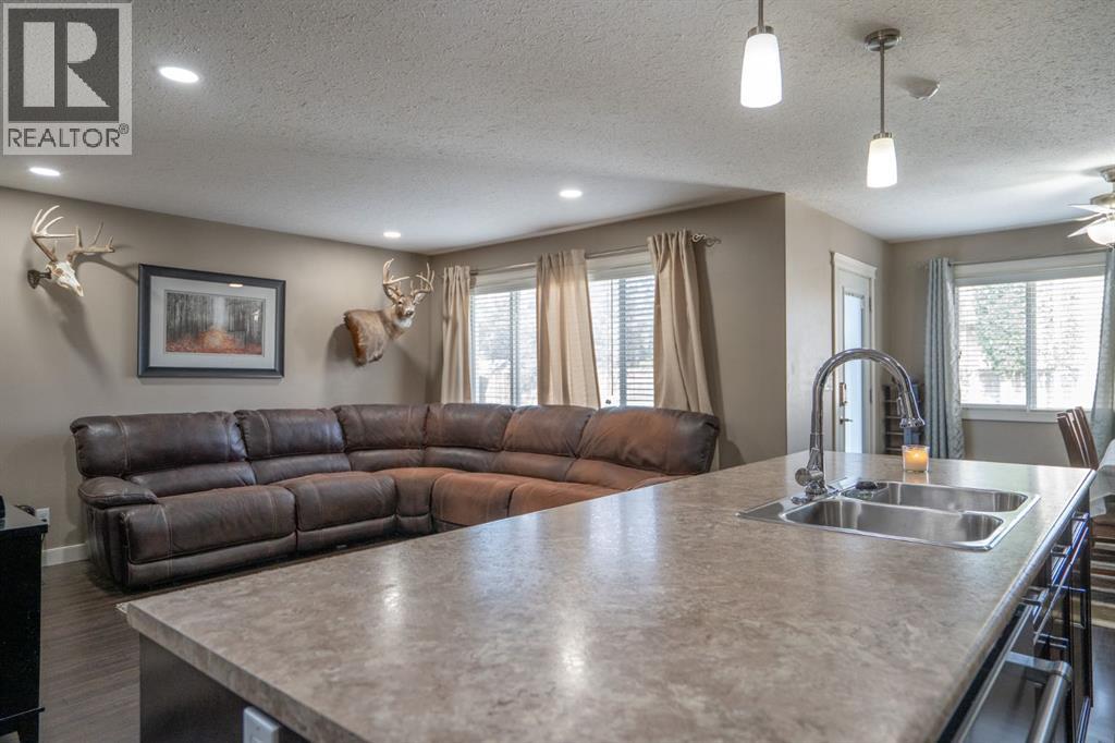 Photo 30 of 3307 52nd Street, Camrose AB