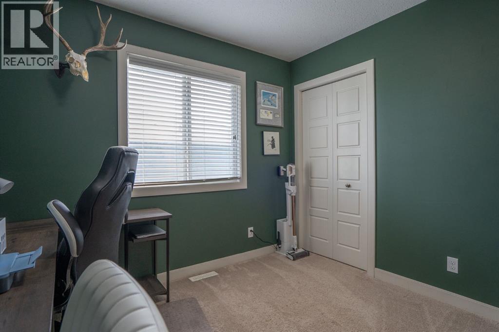 Photo 16 of 3307 52nd Street, Camrose AB