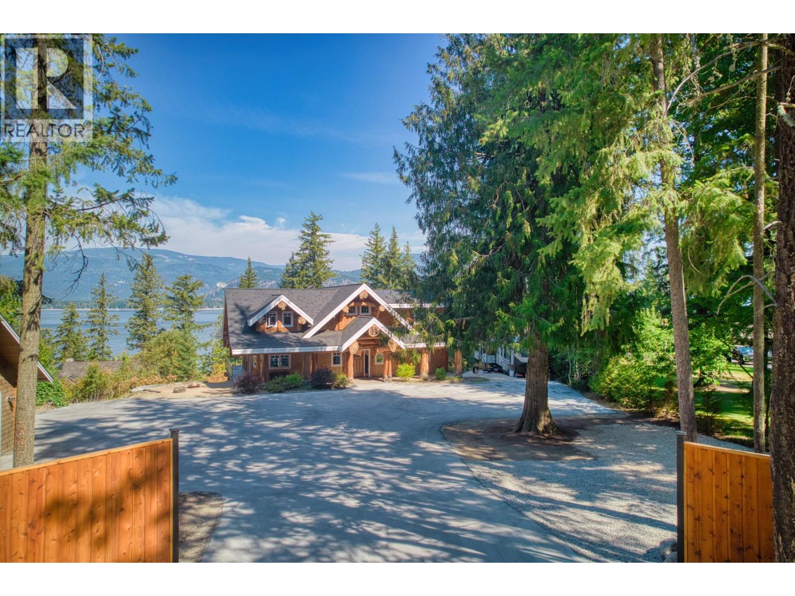 Photo 5 of 1897 Blind Bay Road, Sorrento BC
