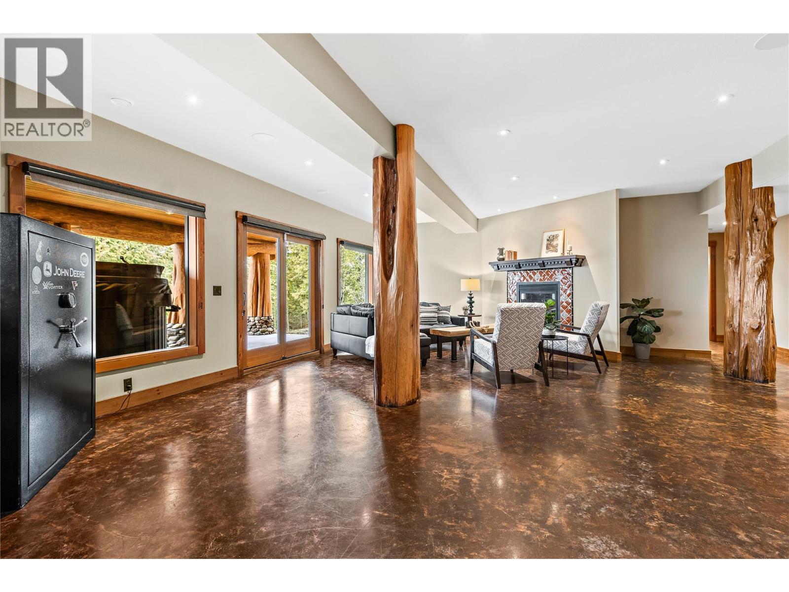 Photo 61 of 1897 Blind Bay Road, Sorrento BC