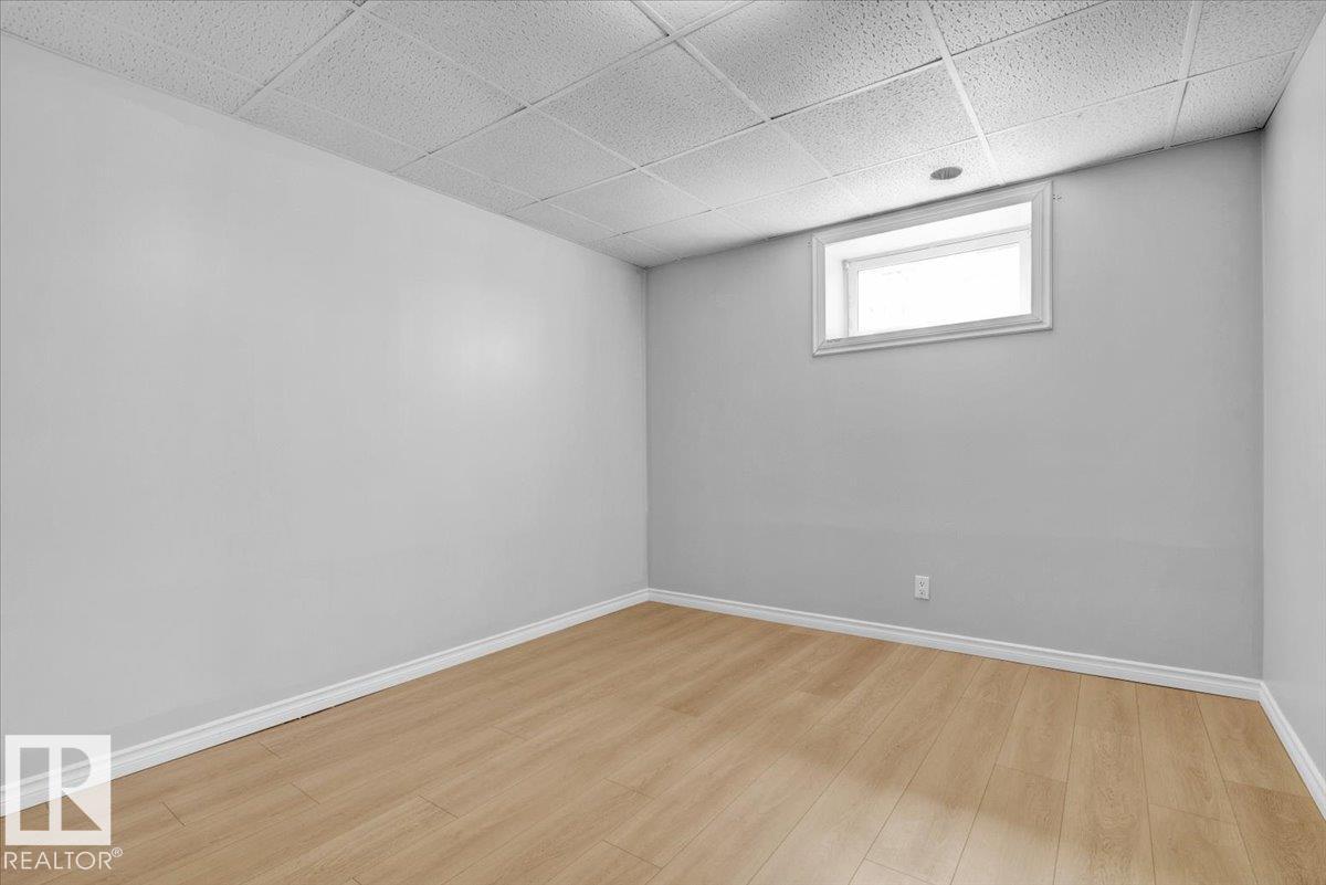 Photo 12 of 12836 144 Av Nw, Edmonton AB