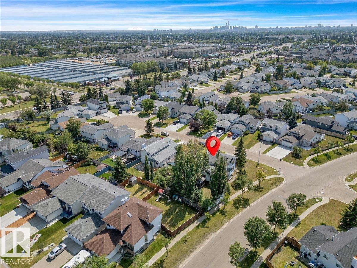 Photo 8 of 12836 144 Av Nw, Edmonton AB