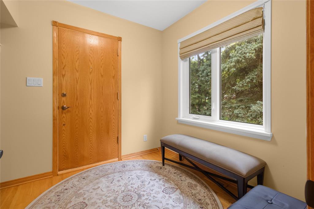Photo 2 of 206 Balfour Avenue, Winnipeg MB