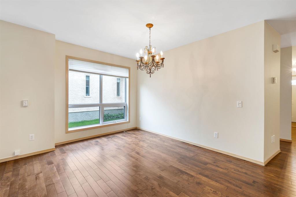 Photo 11 of 17 4025 Roblin Boulevard, Winnipeg MB