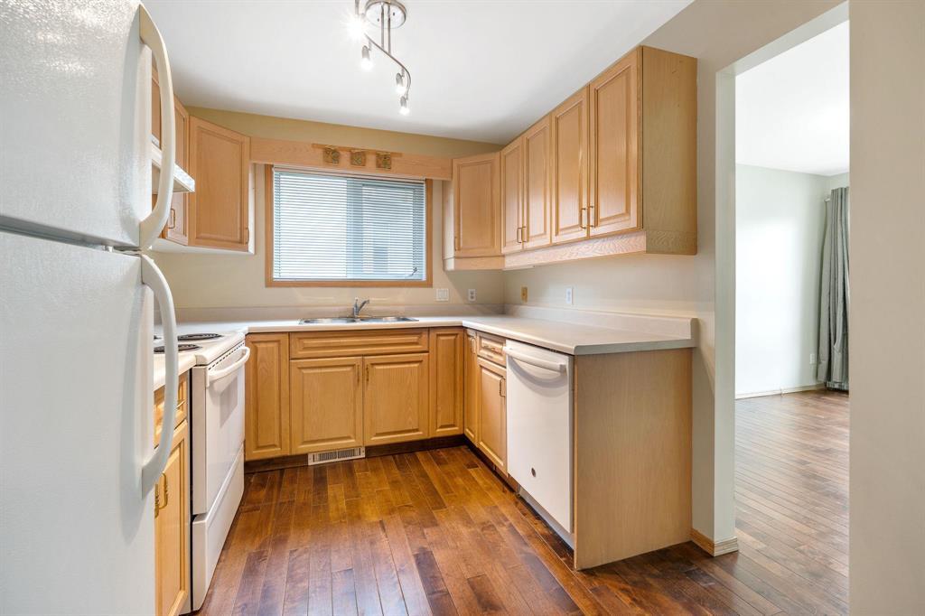 Photo 13 of 17 4025 Roblin Boulevard, Winnipeg MB