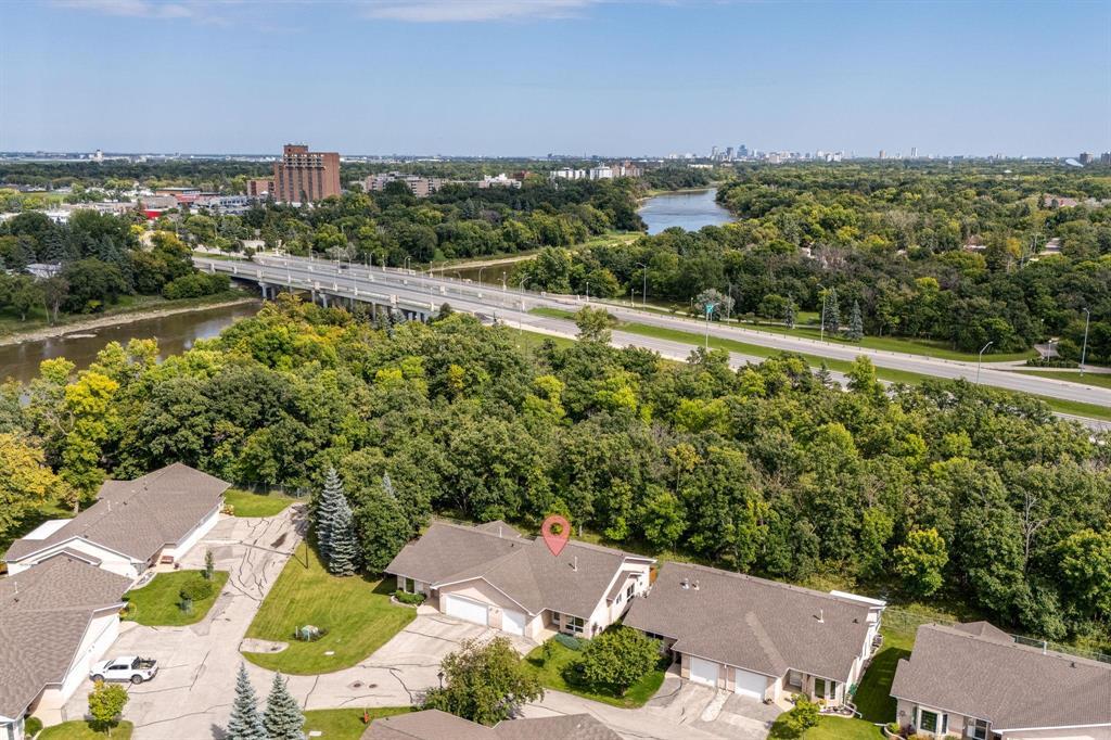 Photo 34 of 17 4025 Roblin Boulevard, Winnipeg MB