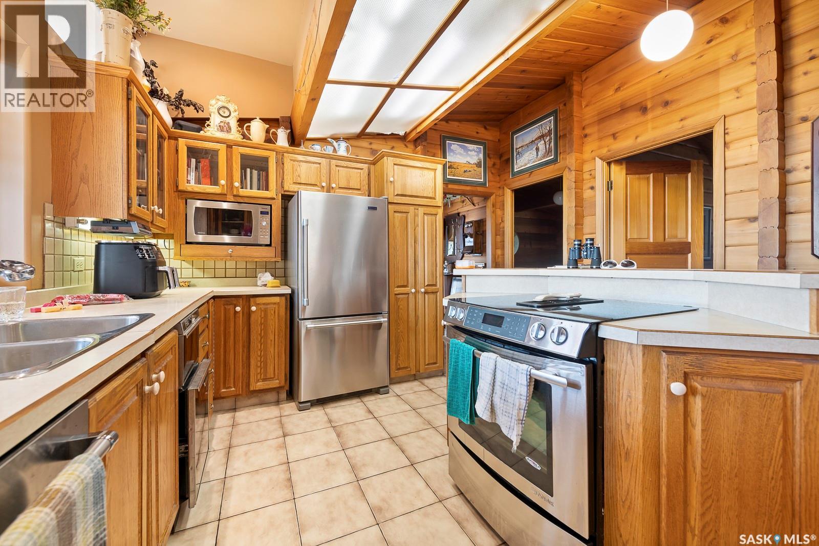 Photo 10 of Ripplinger Acreage, Lumsden Rm No 189 SK