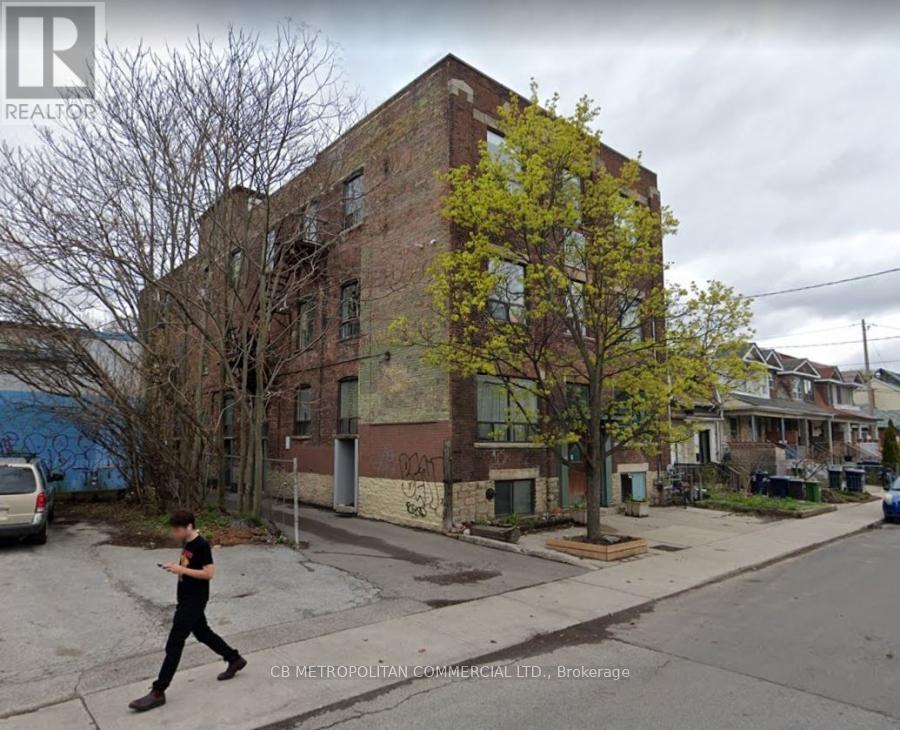 Photo 3 of 203 146 Brock Avenue, Toronto ON