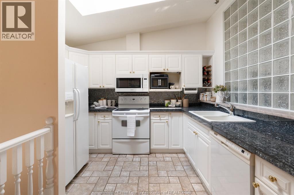 Photo 37 of 186 Bennie Avenue, Leamington ON