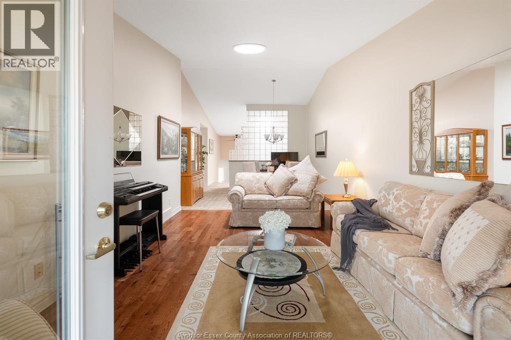 Photo 38 of 186 Bennie Avenue, Leamington ON