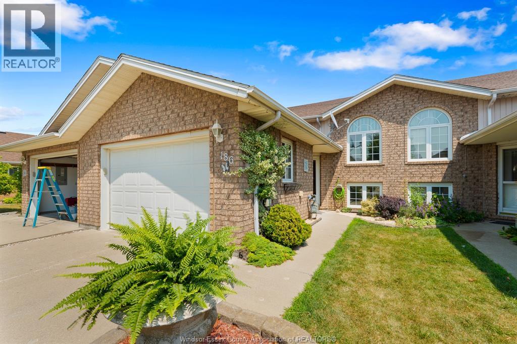 Photo 4 of 186 Bennie Avenue, Leamington ON