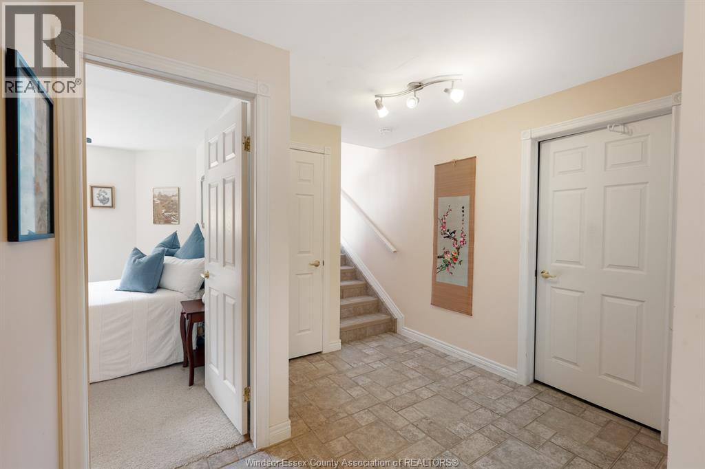 Photo 20 of 186 Bennie Avenue, Leamington ON
