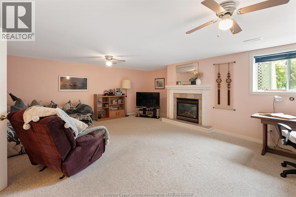Photo 15 of 186 Bennie Avenue, Leamington ON