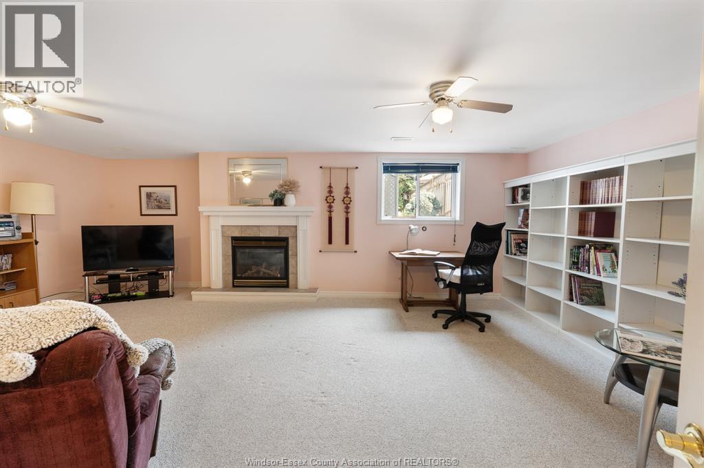 Photo 30 of 186 Bennie Avenue, Leamington ON