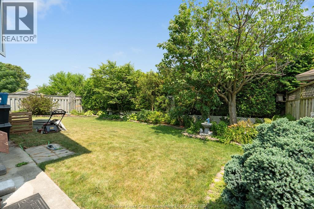 Photo 39 of 186 Bennie Avenue, Leamington ON