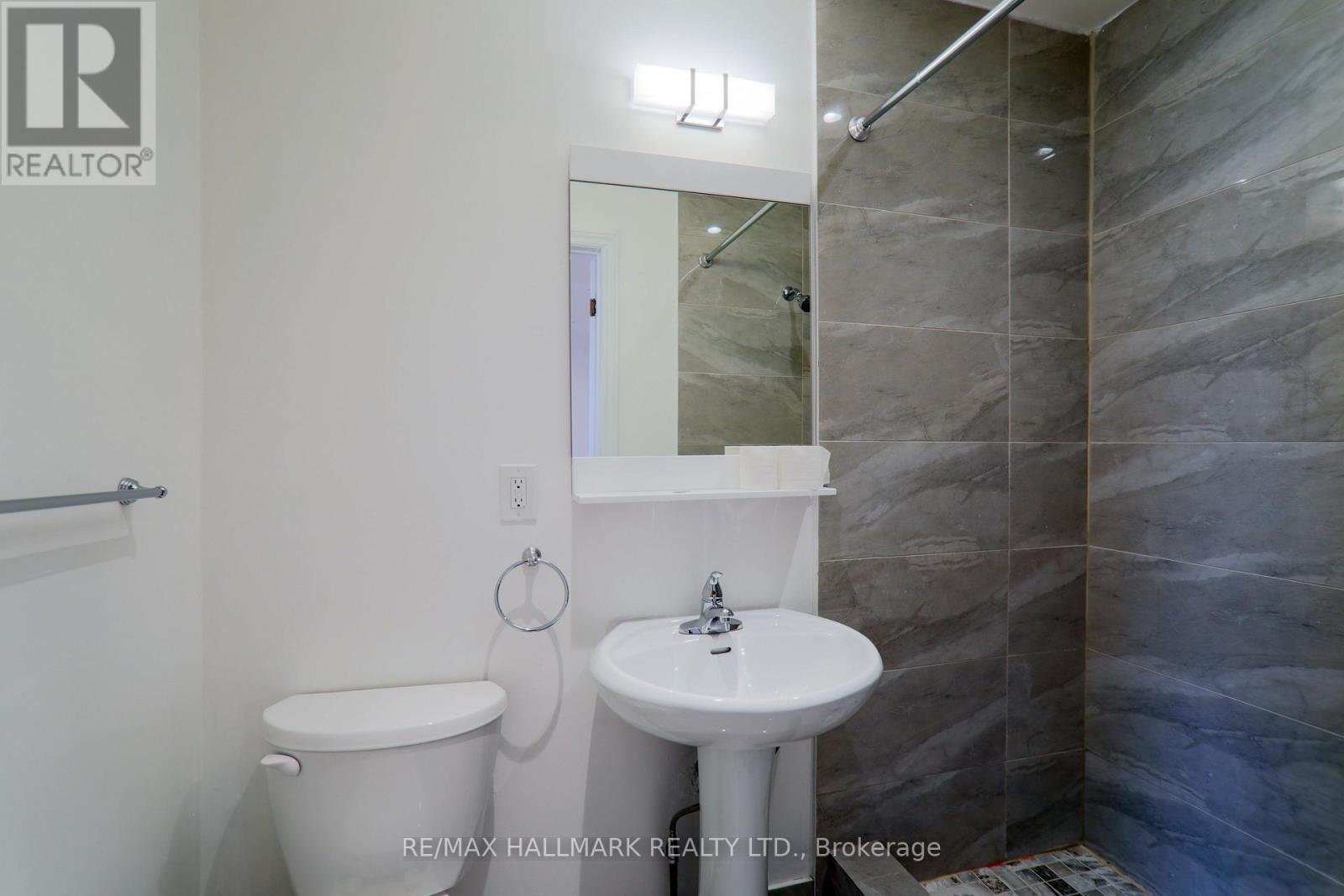 Photo 8 of 2 12 Beaton Avenue, Toronto ON