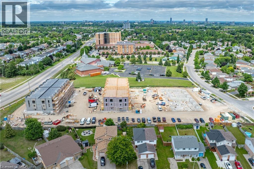 Photo 2 of 525 Erinbrook Drive Unit B 033, Kitchener ON