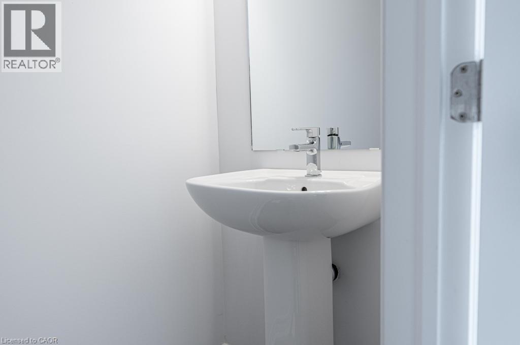 Photo 14 of 120 Court Drive Unit 29, Paris ON