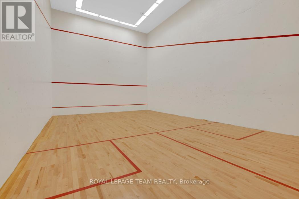 Photo 3 of 904 2871 Richmond Road, Ottawa ON