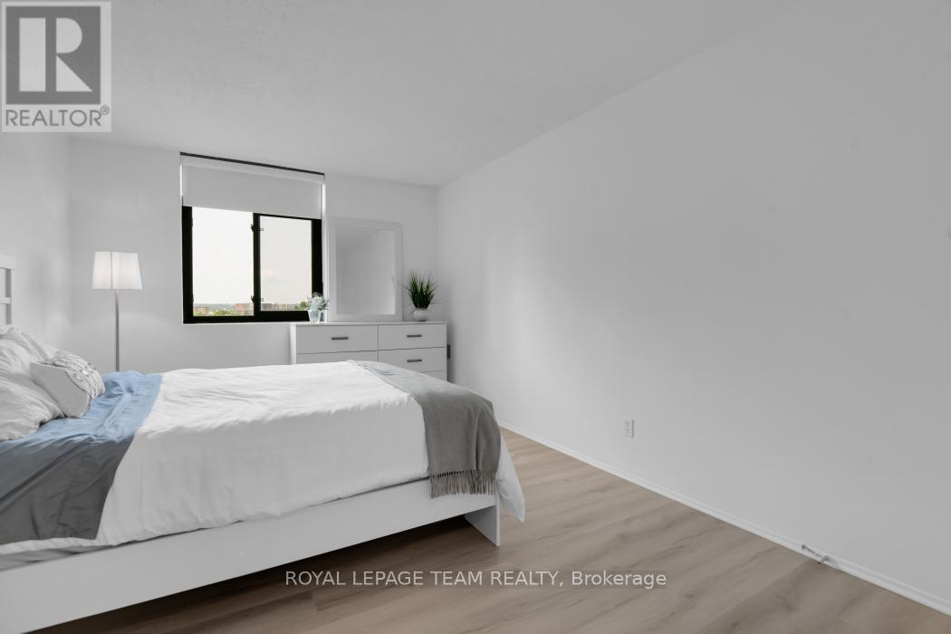 Photo 34 of 904 2871 Richmond Road, Ottawa ON