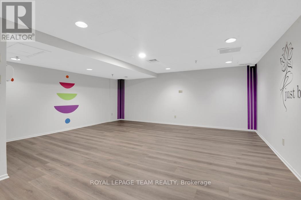 Photo 25 of 904 2871 Richmond Road, Ottawa ON