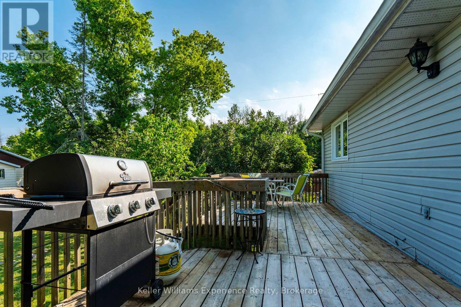 Photo 25 of 308 Assiniboia Street, Tay ON